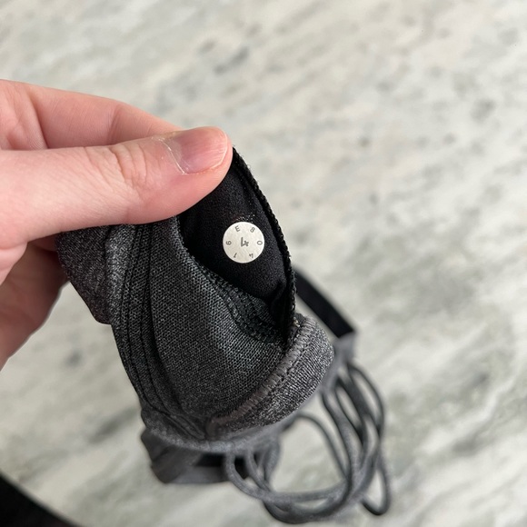 Lululemon Free To Be Zen Bra - Picture 6 of 6